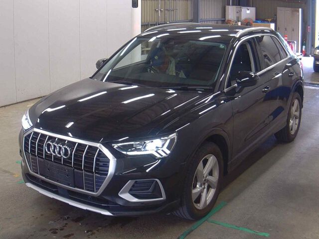 2023 Audi Q3 35TFSIアドバンス auction photo 4