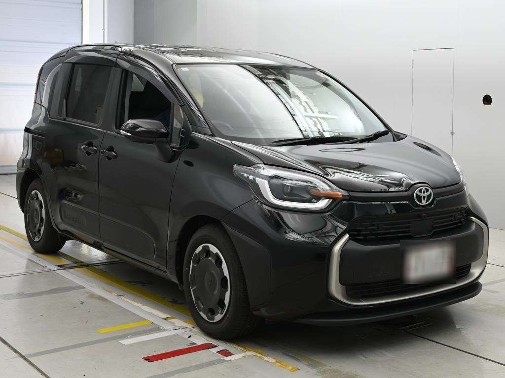 2023 Toyota Sienta Hybrid Z auction photo 5