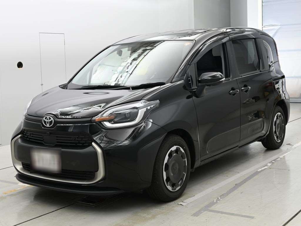 Japan Auction Vehicles 14 2023 Toyota Sienta Hybrid Z auction photo