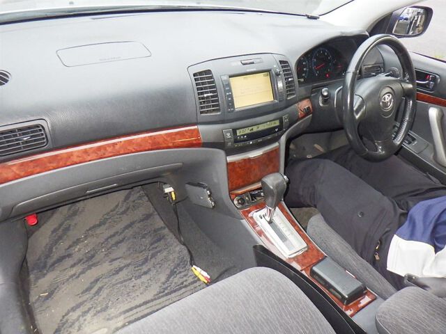 2003 Toyota Premio G auction photo 3