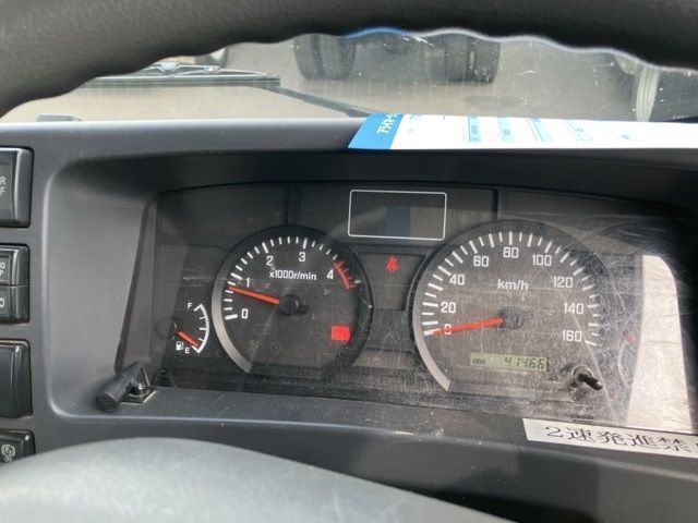 2013 Isuzu Elf ヒラ.クレーン4ダン auction photo 7