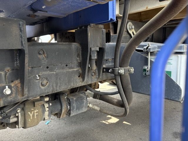2013 Isuzu Elf ヒラ.クレーン4ダン auction photo 12