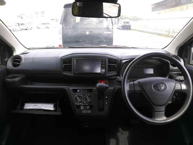 2021 Toyota Pixis Epoch L SA III auction photo 8