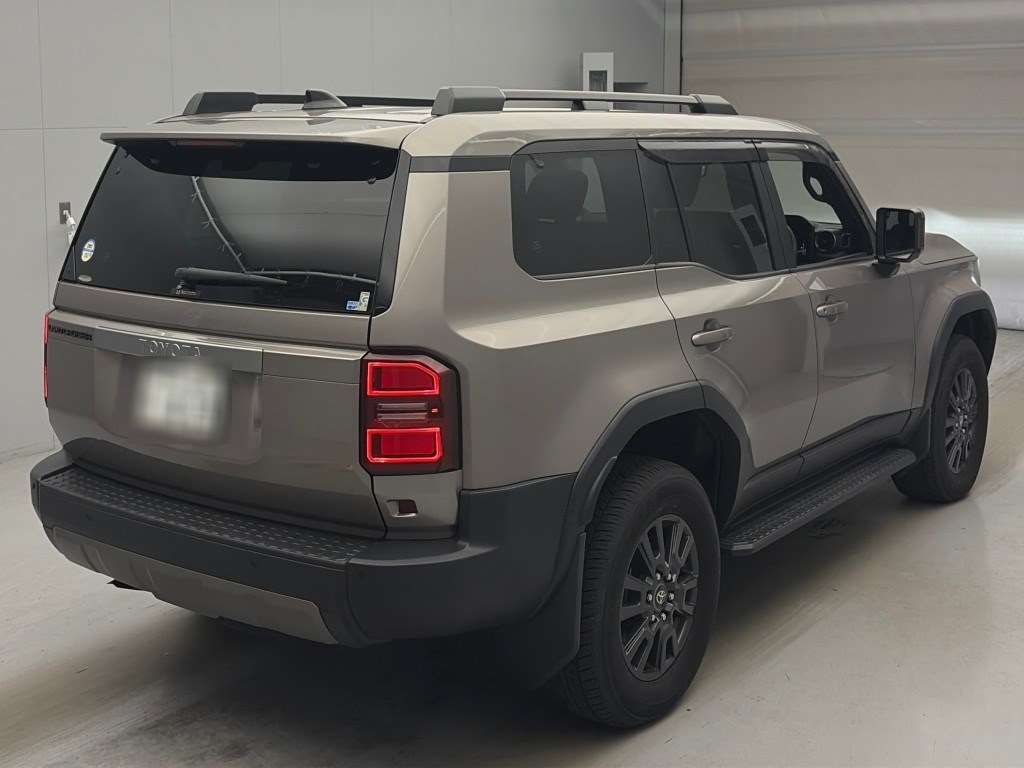 2024 Toyota Land Cruiser 250 VX 4WD auction photo 2