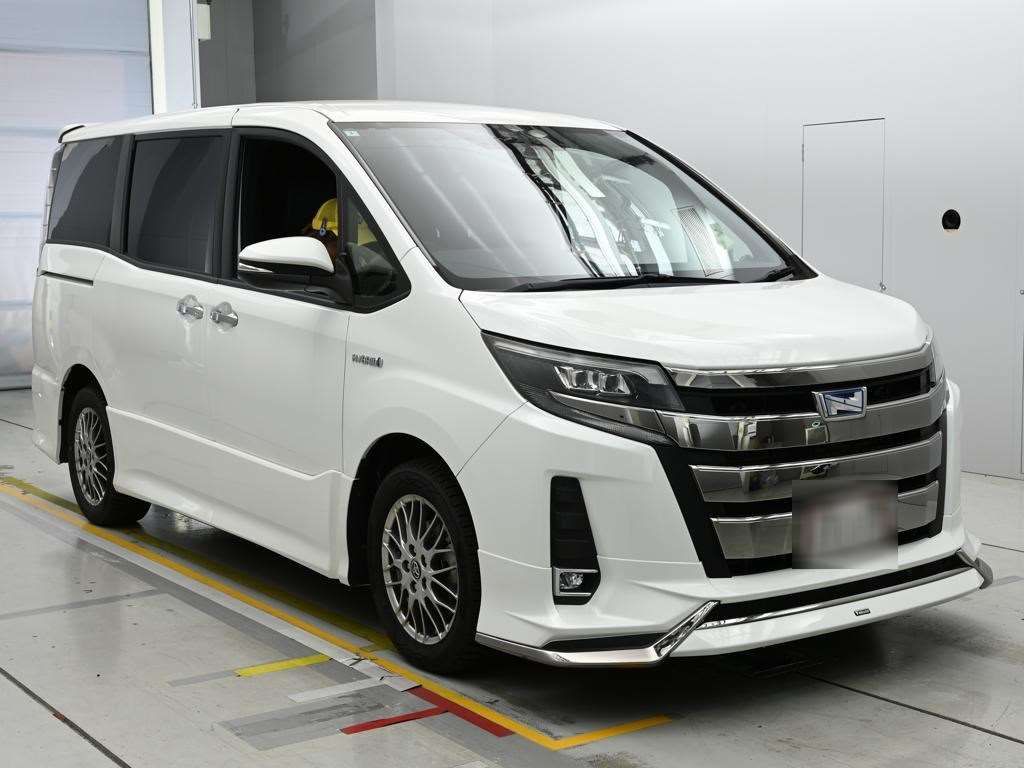 2018 Toyota Noah HV Si WxB auction photo 5