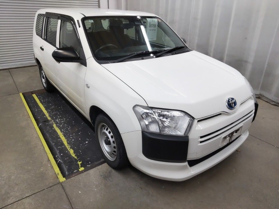2021 Toyota Probox auction photo 4