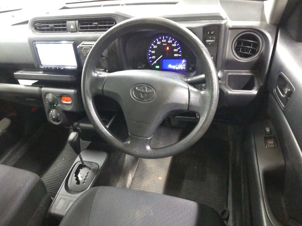 2021 Toyota Probox auction photo 3