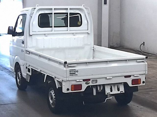 2017 Nissan NT100 Clipper DX auction photo 2