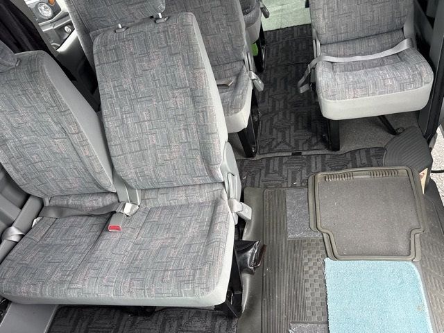 2005 Toyota Hiace auction photo 11