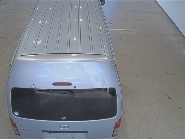 2005 Toyota Hiace auction photo 3