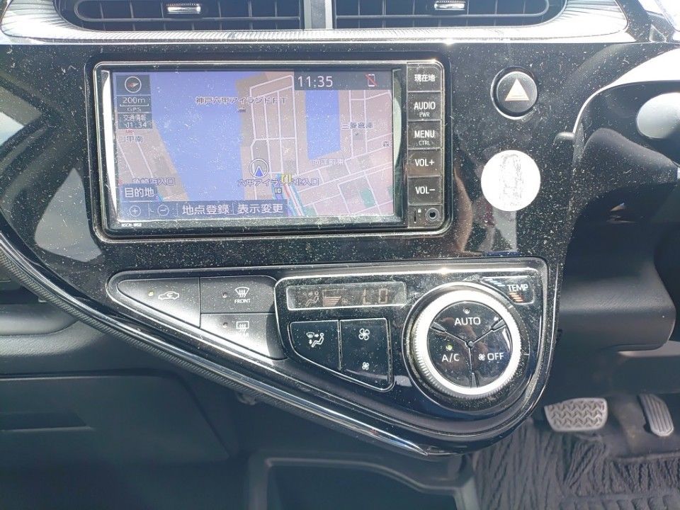 2020 Toyota Aqua auction photo 11