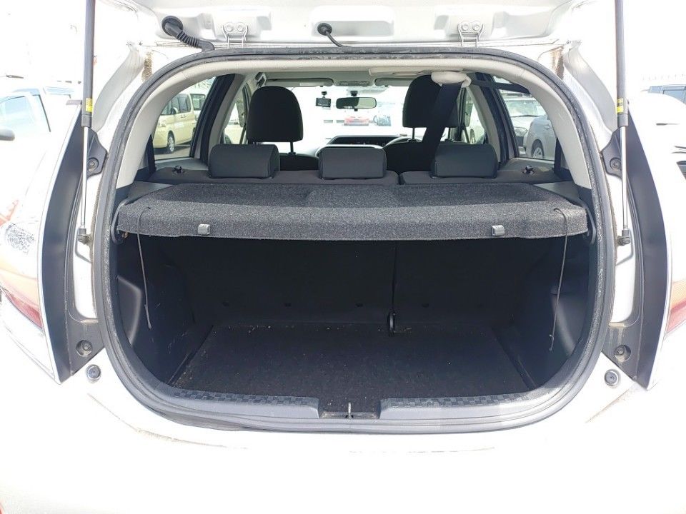 2020 Toyota Aqua auction photo 8