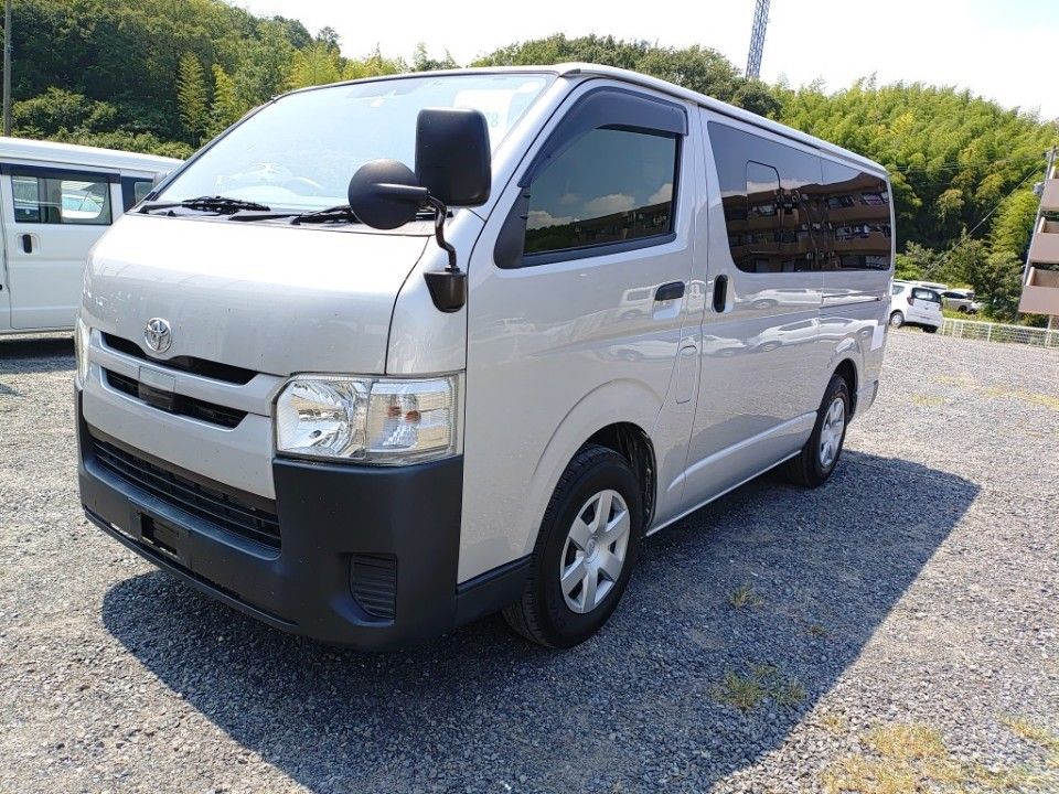 2019 Toyota Hiace Japan auction vehicle