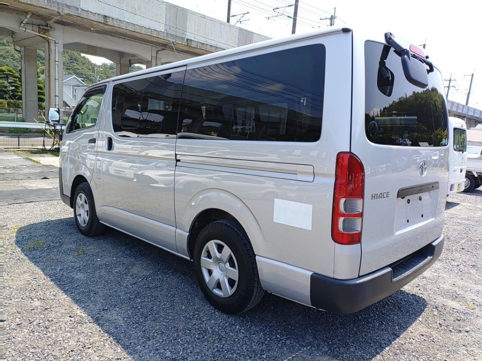 2019 Toyota Hiace auction photo 6