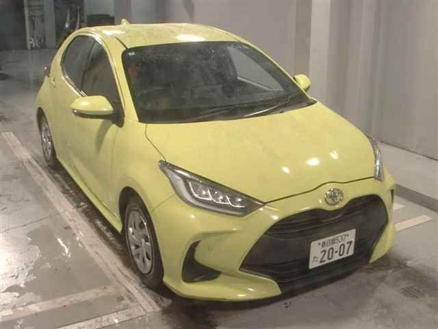 Japan Auction Vehicles 12 2020 Toyota Yaris G auction photo