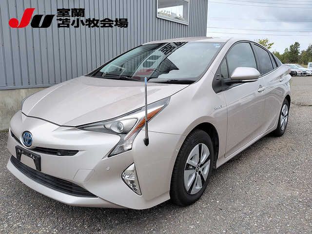 2018 Toyota Prius 4WD A Japan auction vehicle