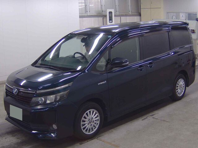 2015 Toyota Voxy HV V auction photo 4