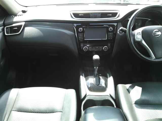 2016 Nissan X-Trail 4WD 20Xtエマージェンシーブレー auction photo 6