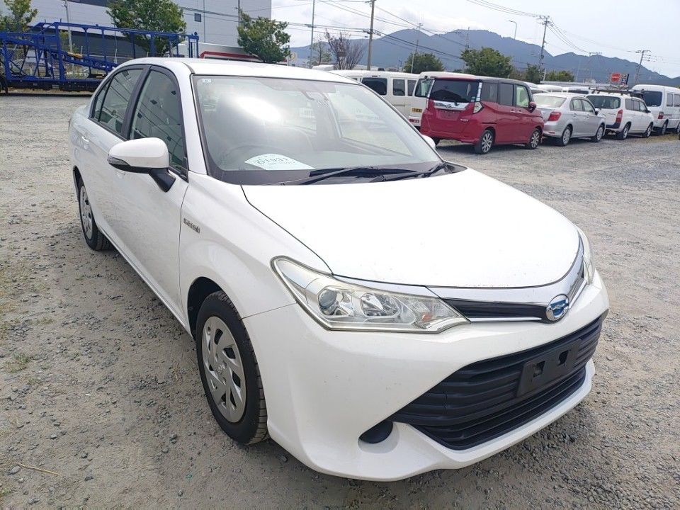 2017 Toyota カローラ アクシオ auction photo 4