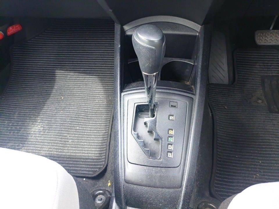 2017 Toyota カローラ アクシオ auction photo 12