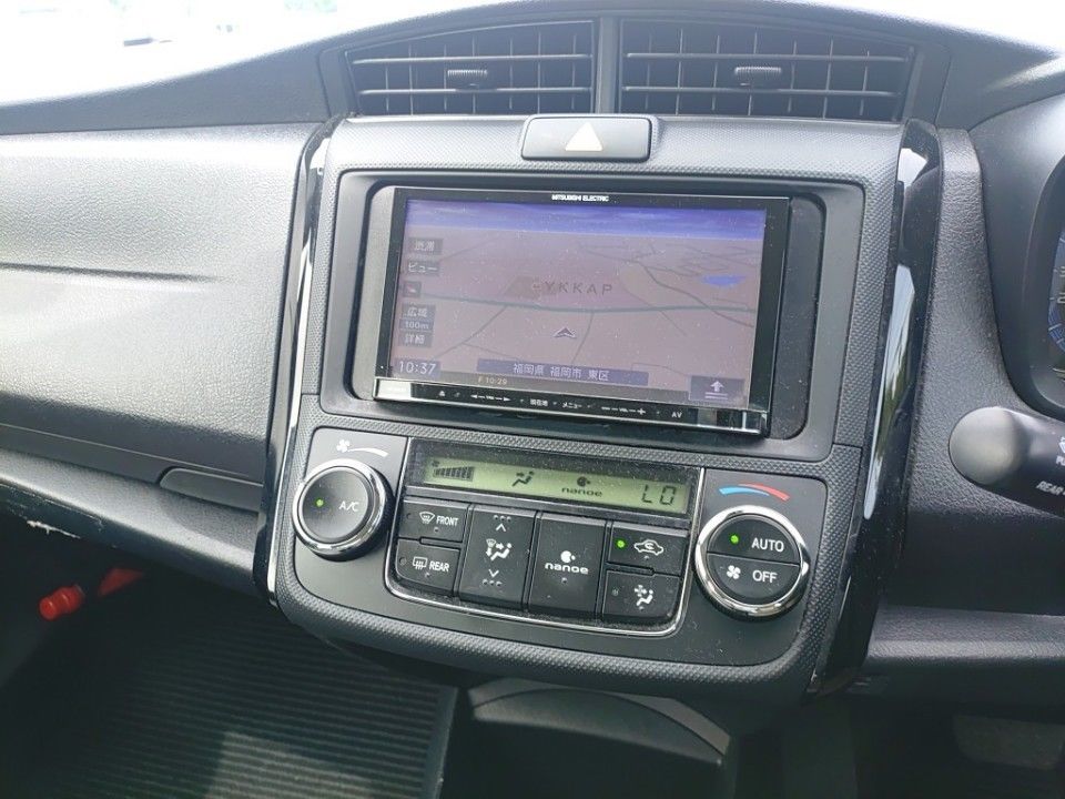 2017 Toyota カローラ アクシオ auction photo 11