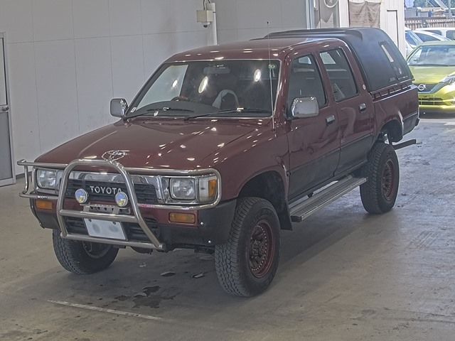 Japan Auction Vehicles 18 1989 Toyota Hilux 4WD SSR Double Cab auction photo