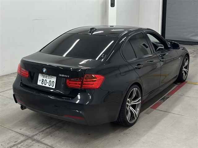 2014 BMW BMW3シリーズ 320i auction photo 5