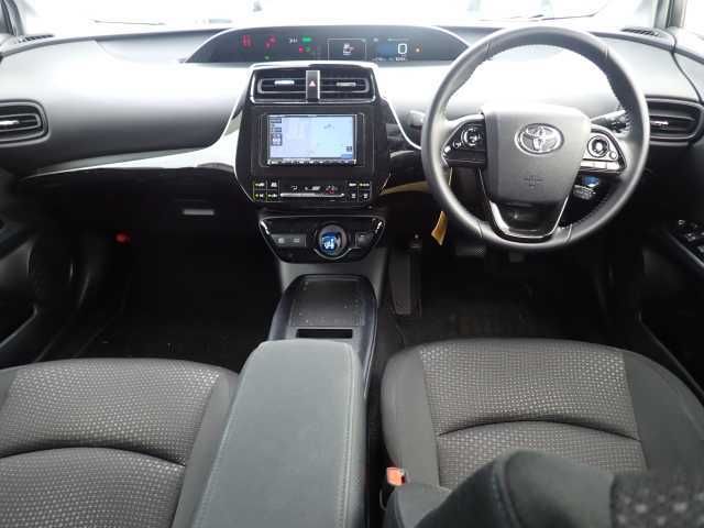 2021 Toyota Prius S 4WD auction photo 5