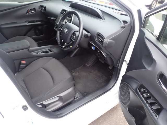 2021 Toyota Prius S 4WD auction photo 3