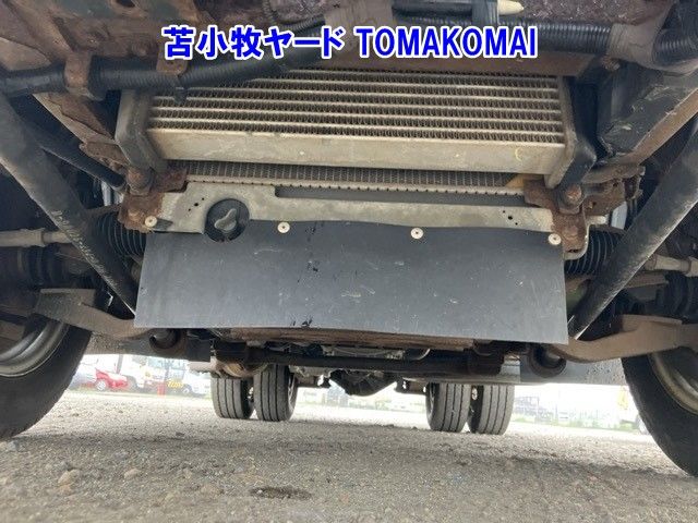 2013 Isuzu Elf Van auction photo 9