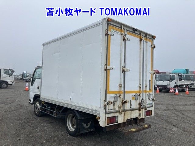 2013 Isuzu Elf Van auction photo 2
