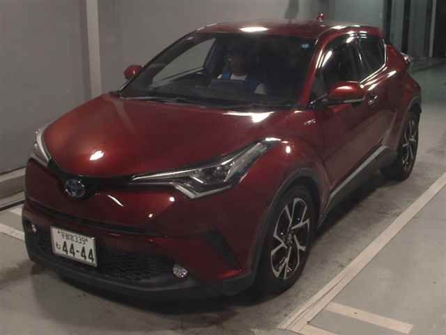 2018 Toyota C-HR G LEDエディション auction photo 4