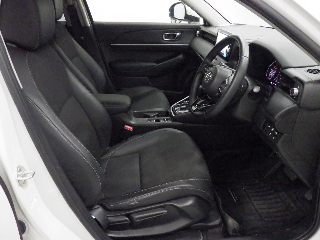 2021 Honda Vezel e:HEV Z auction photo 6