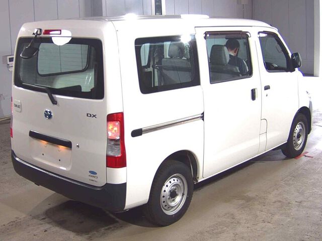 2022 Toyota TownAce Van DX 4WD auction photo 5