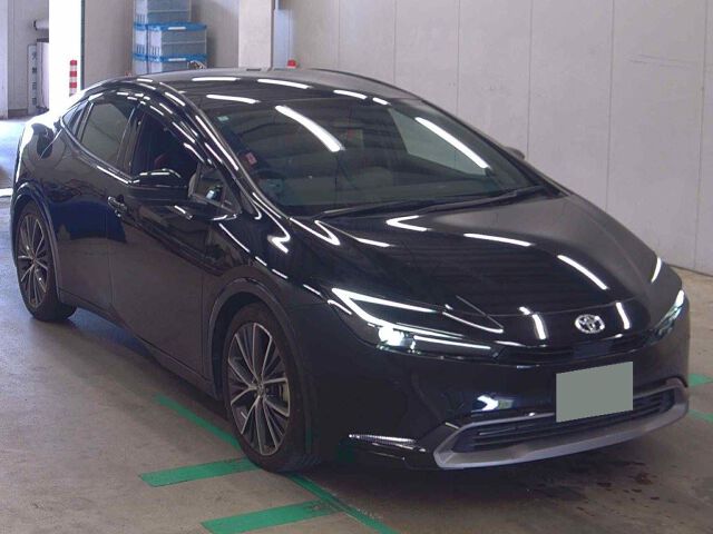 Japan Auction Vehicles 8 2024 Toyota Prius Z auction photo