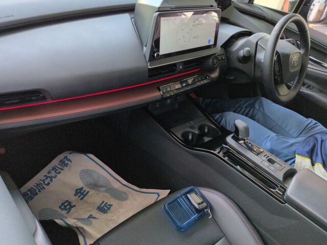 2024 Toyota Prius Z auction photo 3