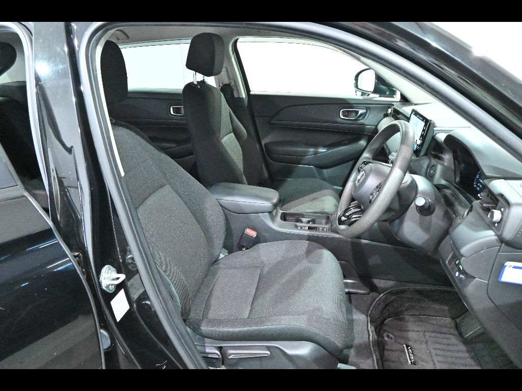 2023 Honda Vezel G auction photo 6