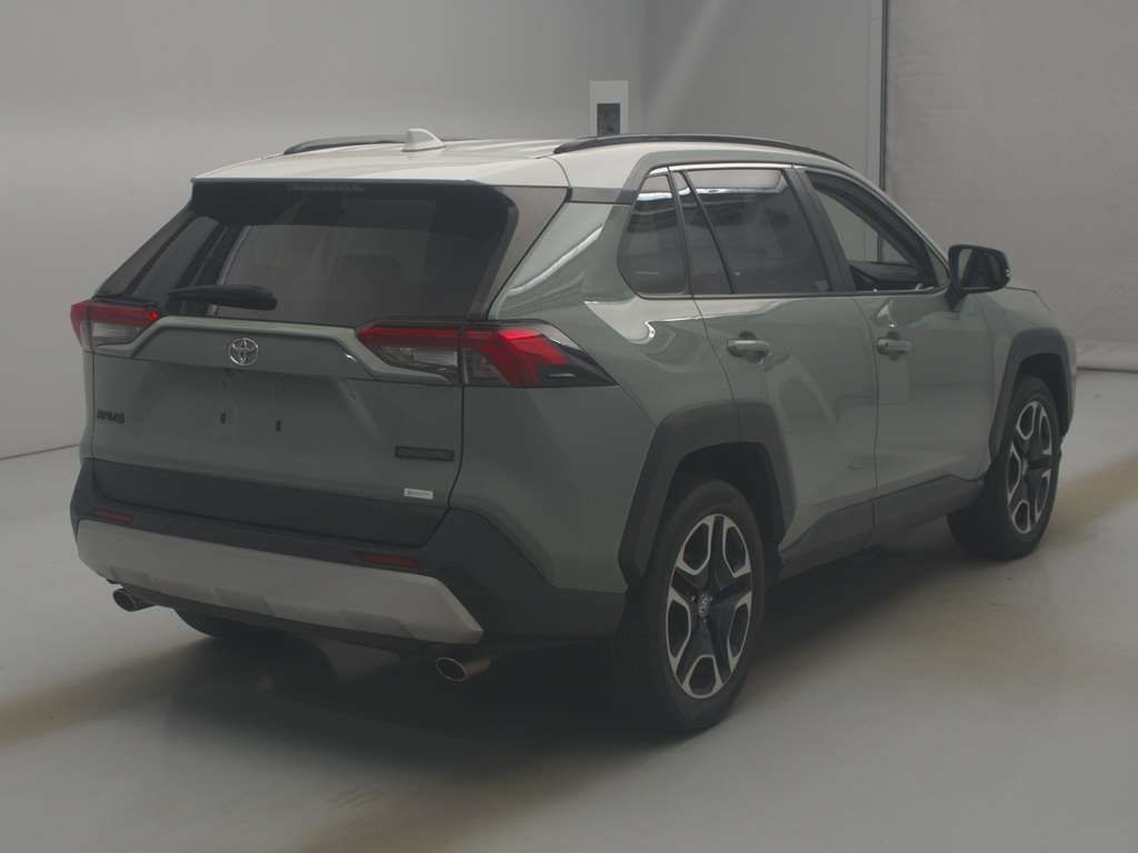 2021 Toyota RAV4 アドベンチャー 4WD auction photo 2