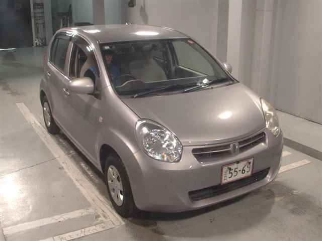 2013 Toyota Passo X Japan auction vehicle