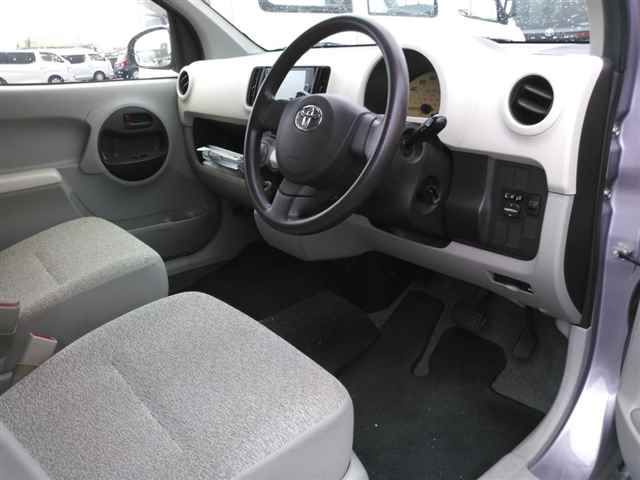 2013 Toyota Passo X auction photo 3