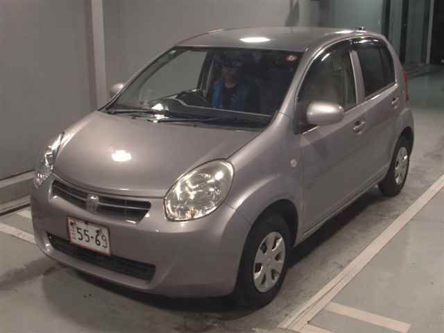 2013 Toyota Passo X auction photo 4