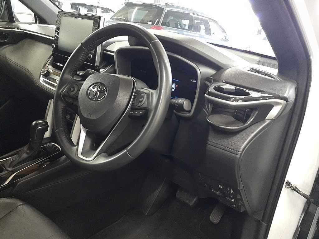2023 Toyota Corolla Cross ハイブリッド Z auction photo 9