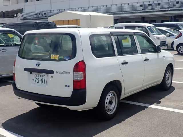2020 Toyota Probox DX Comfort (Hybrid Vehicle) auction photo 2