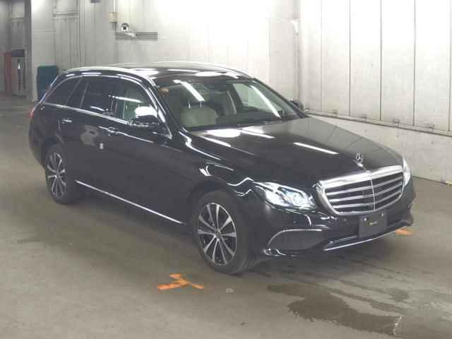 2019 Mercedes-Benz E 450 Wagon 4M Exclusive Japan auction vehicle