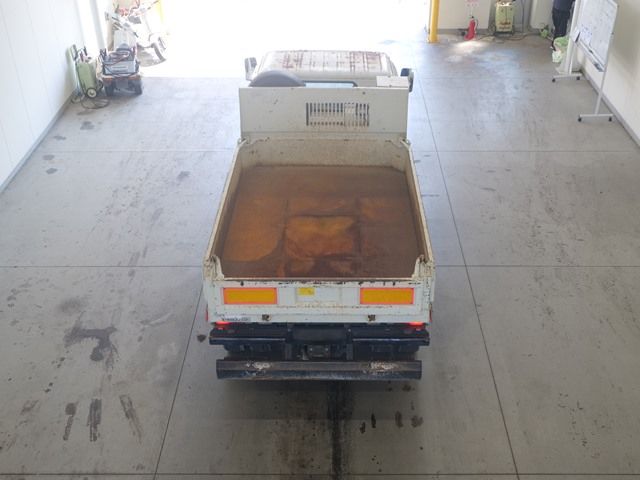 2010 Isuzu Elf 3テンダンプ auction photo 3