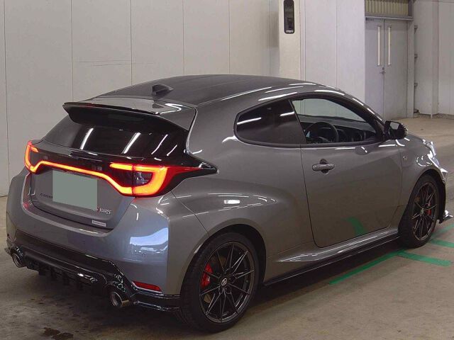 2025 Toyota GR Yaris RZハイパフォーマンス 4WD auction photo 5