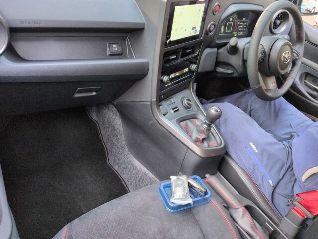 2025 Toyota GR Yaris RZハイパフォーマンス 4WD auction photo 3