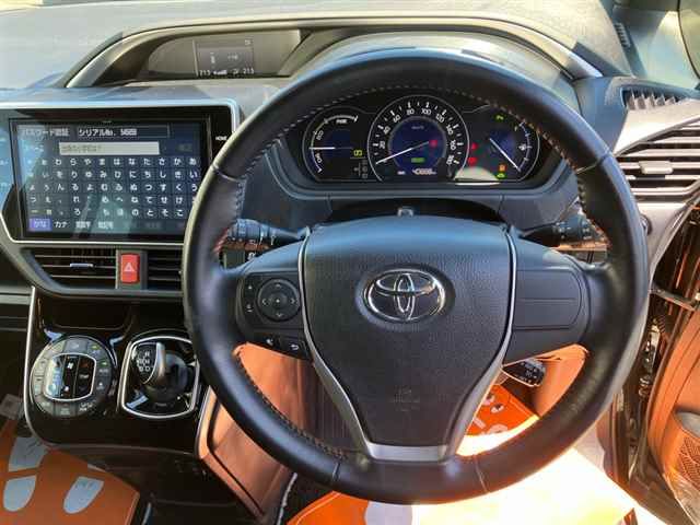 2019 Toyota Voxy ハイブリッドZSキラメキ2 auction photo 3