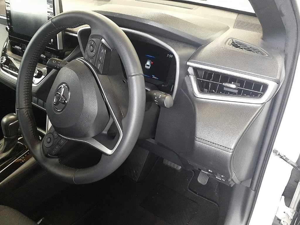 2023 Toyota Corolla Cross S auction photo 9