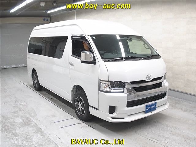 Japan Auction Vehicles 8 2026 Toyota Hiace 4WD グランドキャビン auction photo